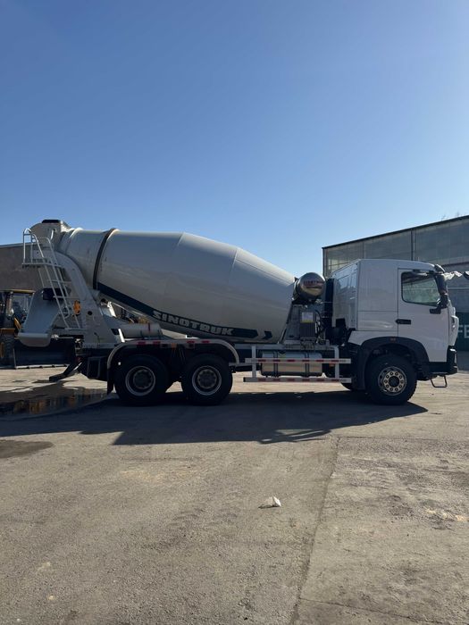 Дизель миксер 10 куб, 6*4, ХОВО