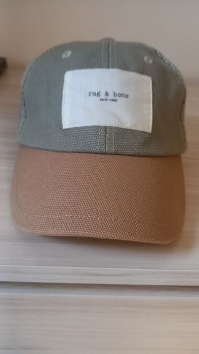 Шапка с козирка,  The North Face, Redbull,Ed Hardy,Ferrari
