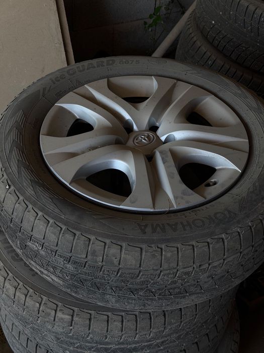 Зимный Шины с доском  225/65/R17