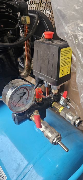 Продам компрессор
