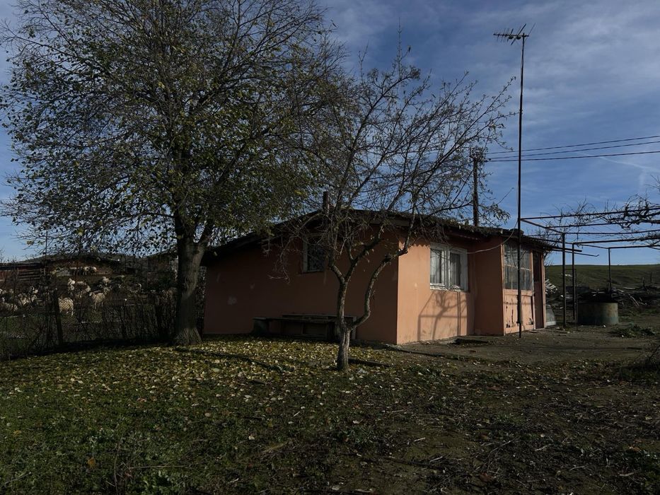 земеделски имот в село Малка поляна