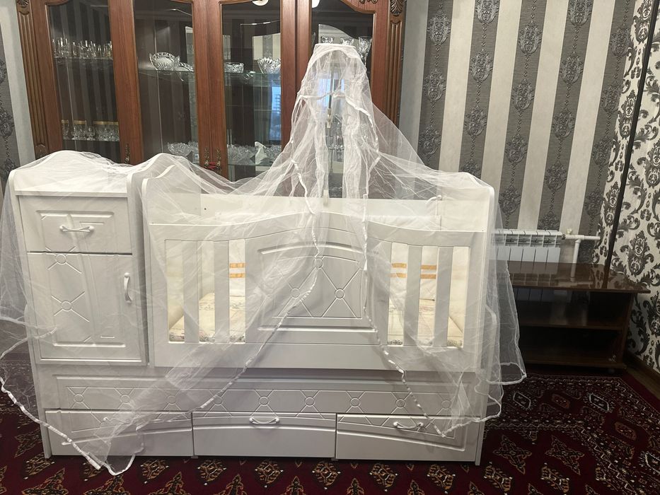 Детская кровать новая