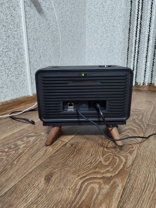Колонка акустическая JBL