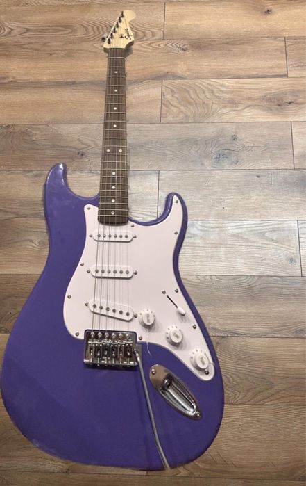 электрогитара sqiuer + комбик