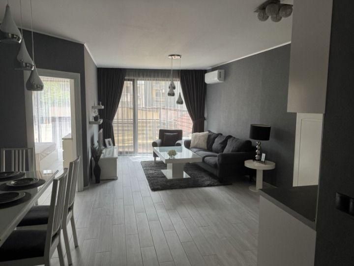 Дава се под наем Двустаен апартамент в Пловдив, Кършияка - 85 кв.м за 460 € - Снимка #1