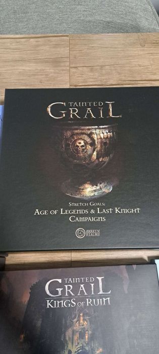 Настолна игра Tainted Grail + разшитения