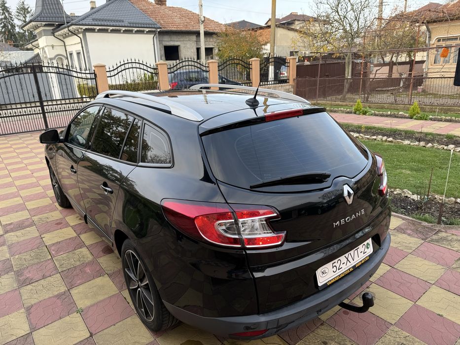 Renault Megane3-“BOSE”1,5 DCI-110cp-2012-euro5- recent adus pe roti