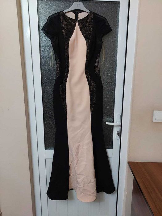 Платье вечернее брендовое.  С  вставками из гепюра.