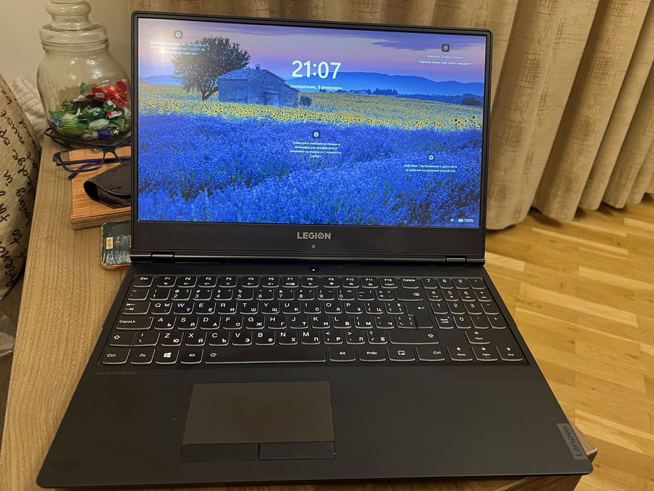 лаптоп леново легион