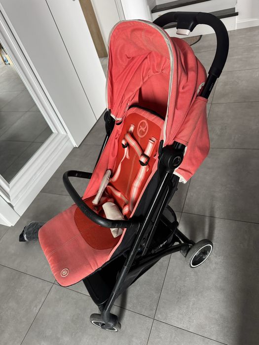 Vand carucior Cybex beezy +suport de pahar
