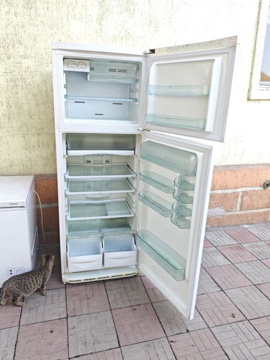 Холодильник робочый хорошем сост+доставка оянии