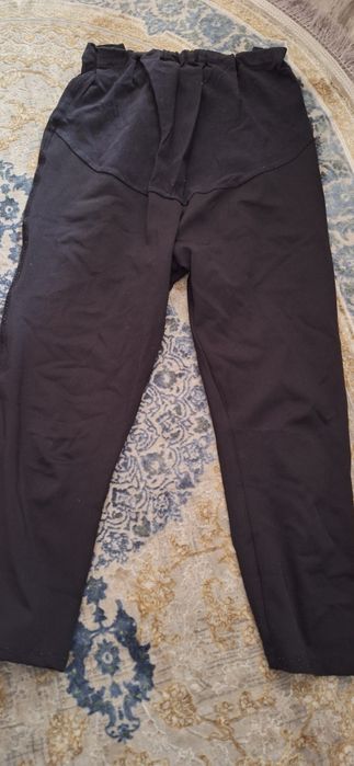 Брюки джинсы,  брюки утеплённые джинсы, лосины, футболки, сарафан все