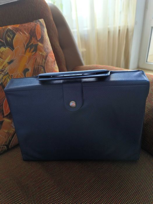 Сешоар с надуваема каска