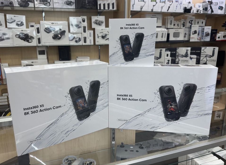 Insta 360 X5 Essentials bundle. Action camera все в комплекте