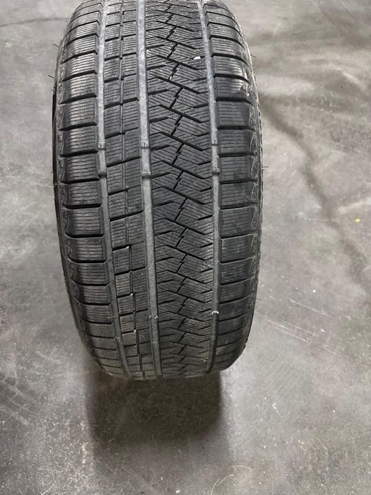 Продам зимние шины