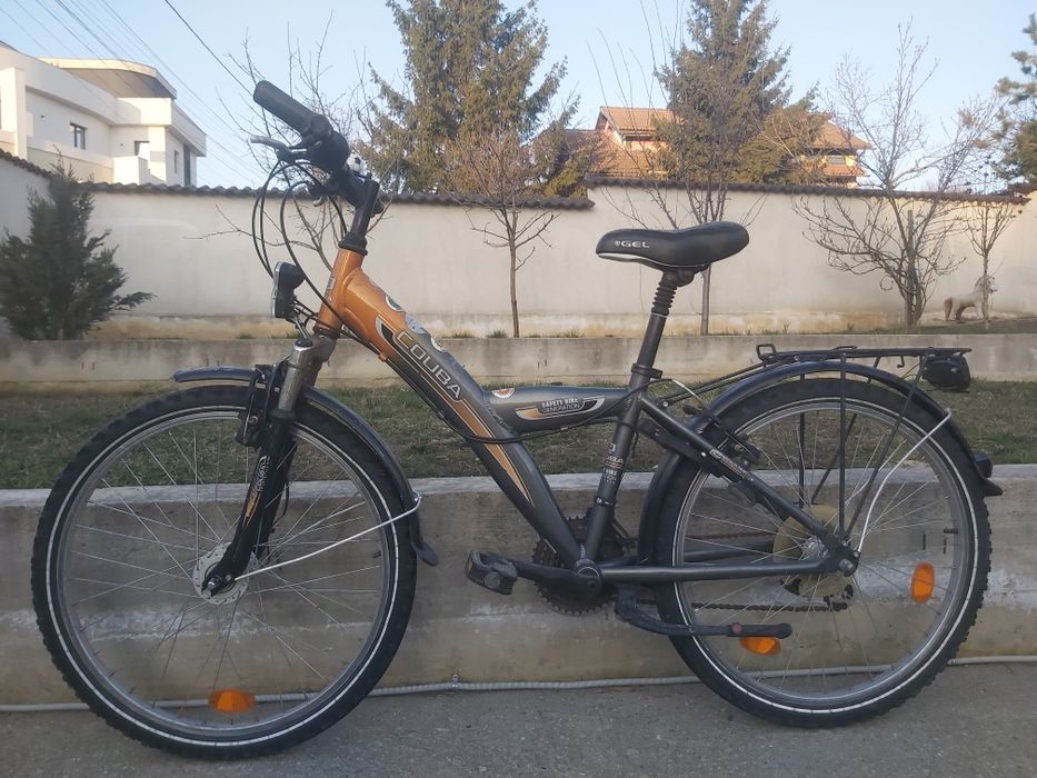 Vând trei biciclete