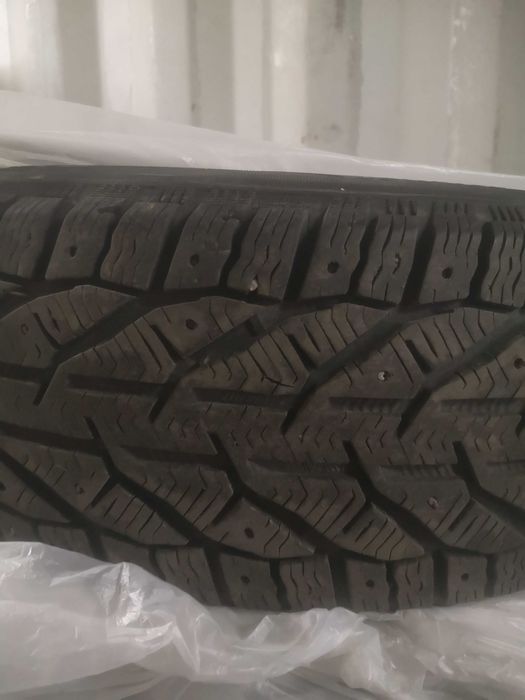 Шины зимние б/у Kormoran 225/60/R17