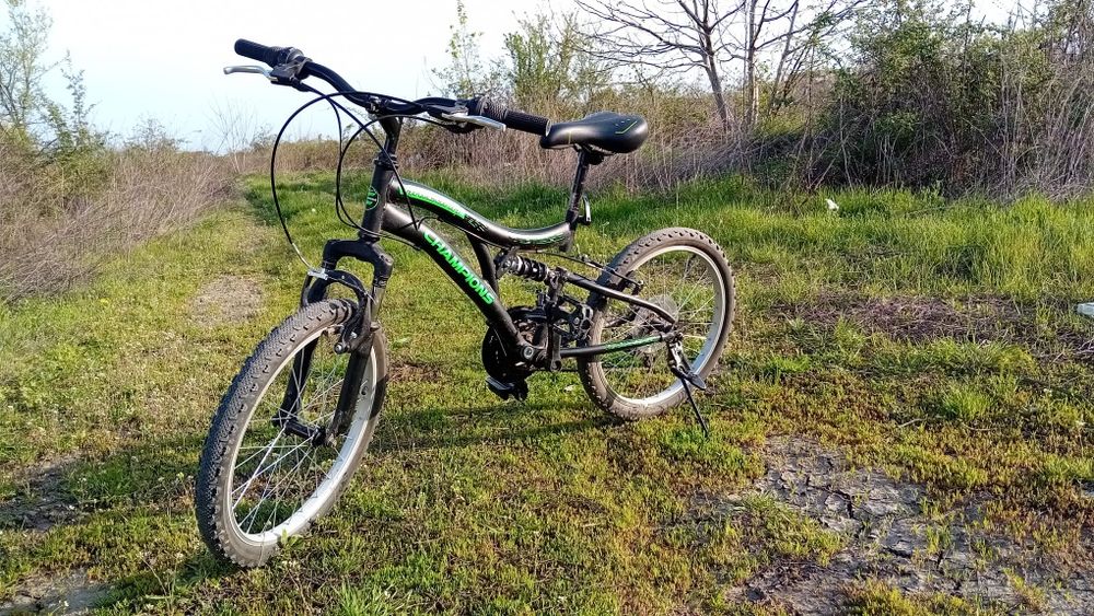 Bicicletă copii 8/10 ani