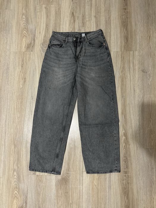 Сиви дънки на H&M