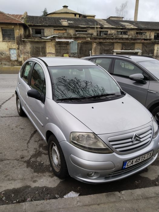 Продавам автомобил Ситроен Ц3 2004г