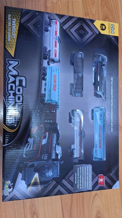 Trenuleț electric cu lumini