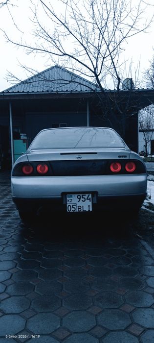 Nissan Skyline R33 GTS