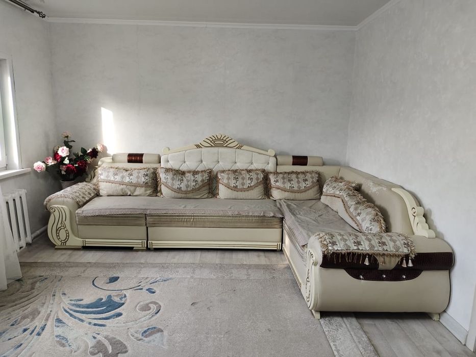 Продам угловой диван