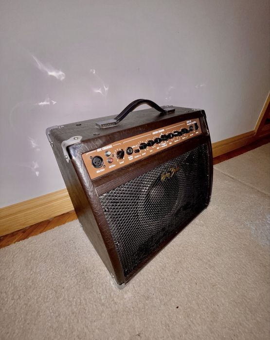 Amplificator Harley Benton