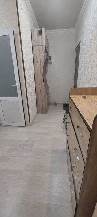 4мкр.да 1 хонали 2 этажда идеал холатда квартира сотилади