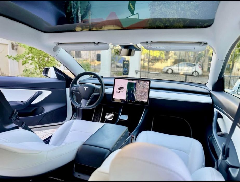Tesla Model3 6/2020 Standard Range Plus 325CP...