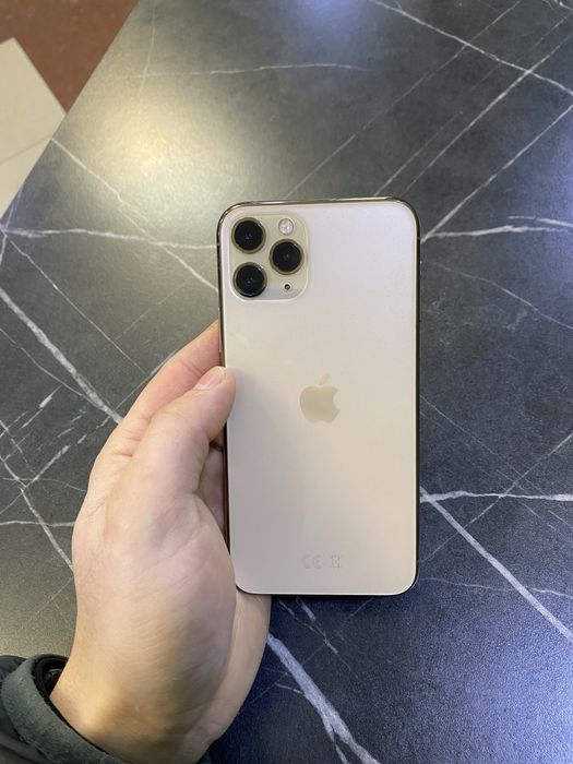 Продам айфон 11 про