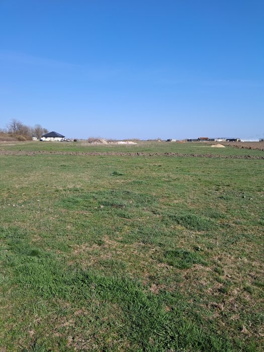 Teren intravilan  671 m^2  direct proprietar