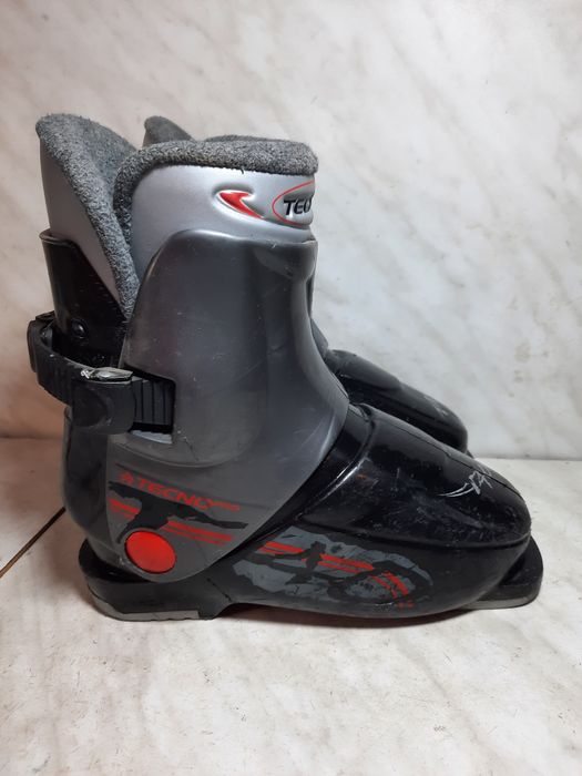 Clapari ski schi Tecno Pro copii mondo 19 corespunde mărimii 28-29