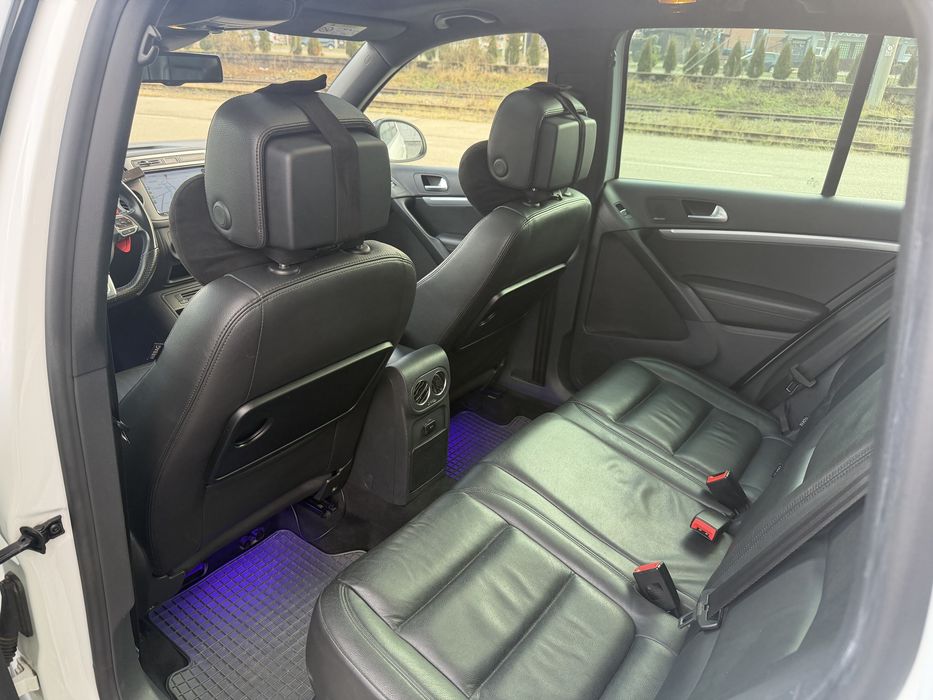 VW Tiguan R line 4 x 4