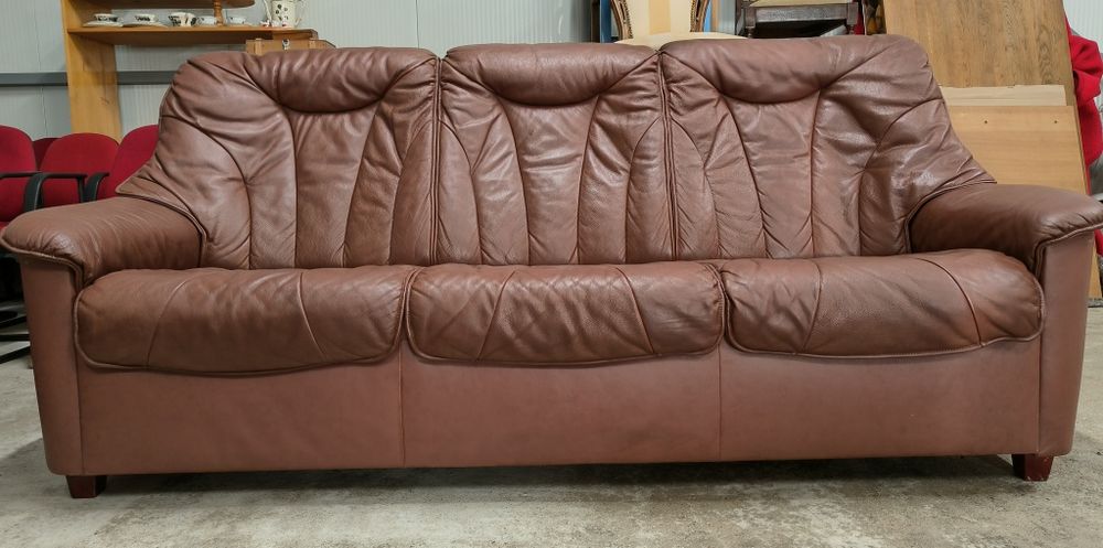 Диван тройка от естествена кожа N 4020