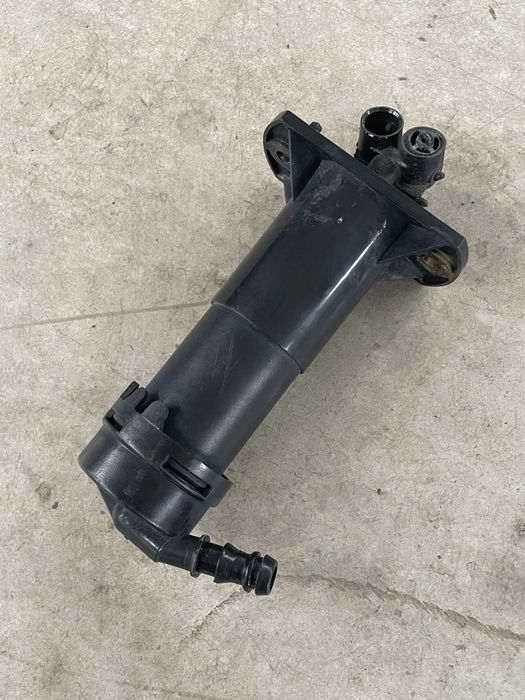 Spalator far stanga Audi Q7 4L cod 4L0955101