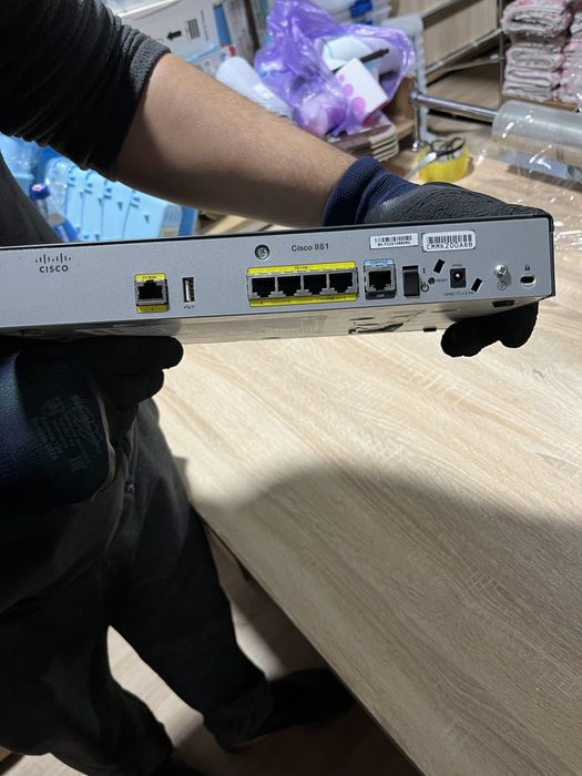 Cisco для передачи данных.