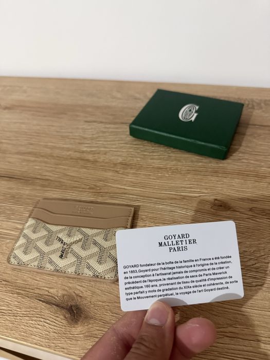 Goyard card holder beige