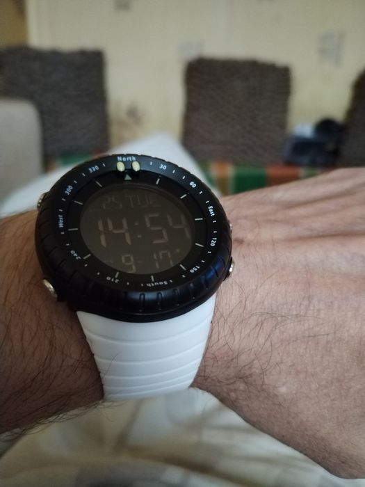 Продавам 2 Чисто нови Електронни часовника