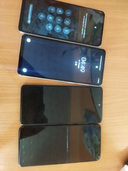 4 телефона продам