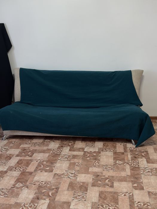 Продам диван бу .