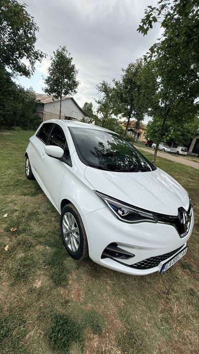 Продавам Renaut ZOE