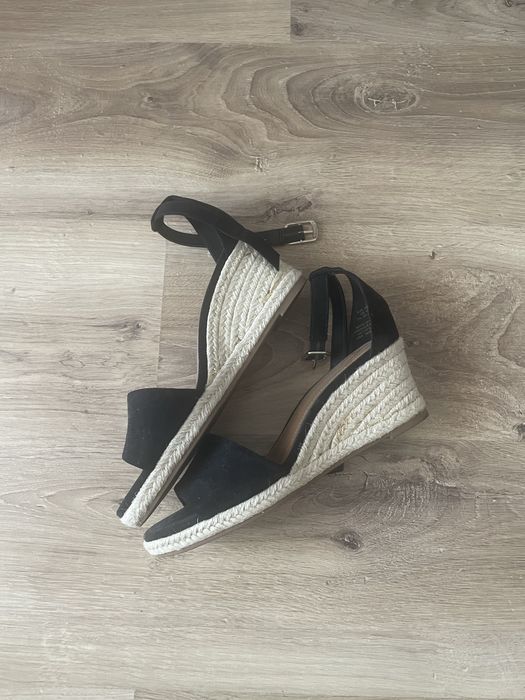 Sandale hm marime 39