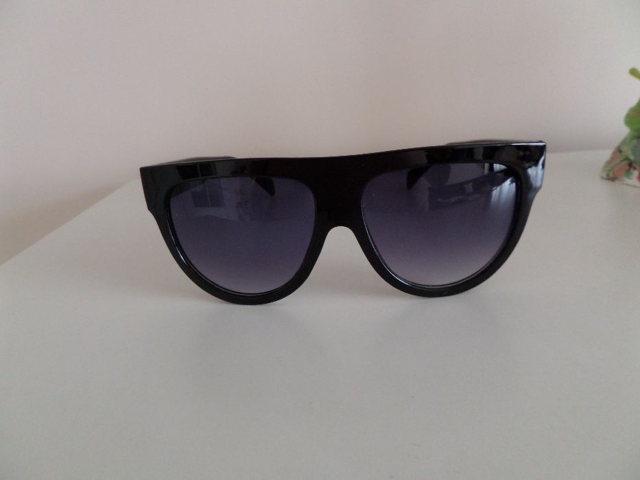 Слънчеви очила код 03