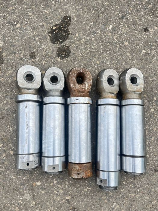 Cui (ochi) remorcă,rotativ