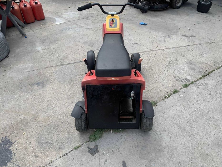 Тракторна моторна косачка SCOOTER SV4