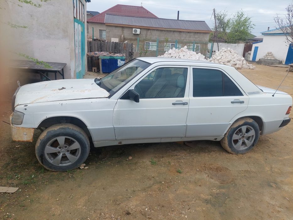 Мерседес 190 сатылады