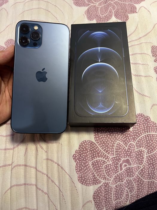 В продаже 12 Pro Max.