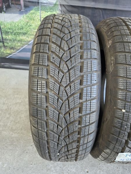 225/65/17 GOODYEAR 4бр