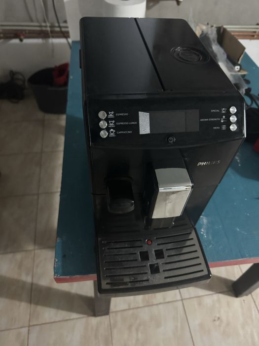espressor automat de cafea philips saeco